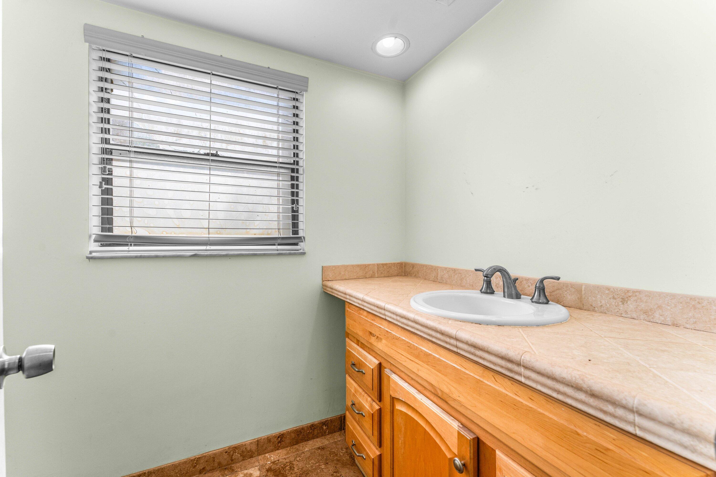 2753 NW 34th Street