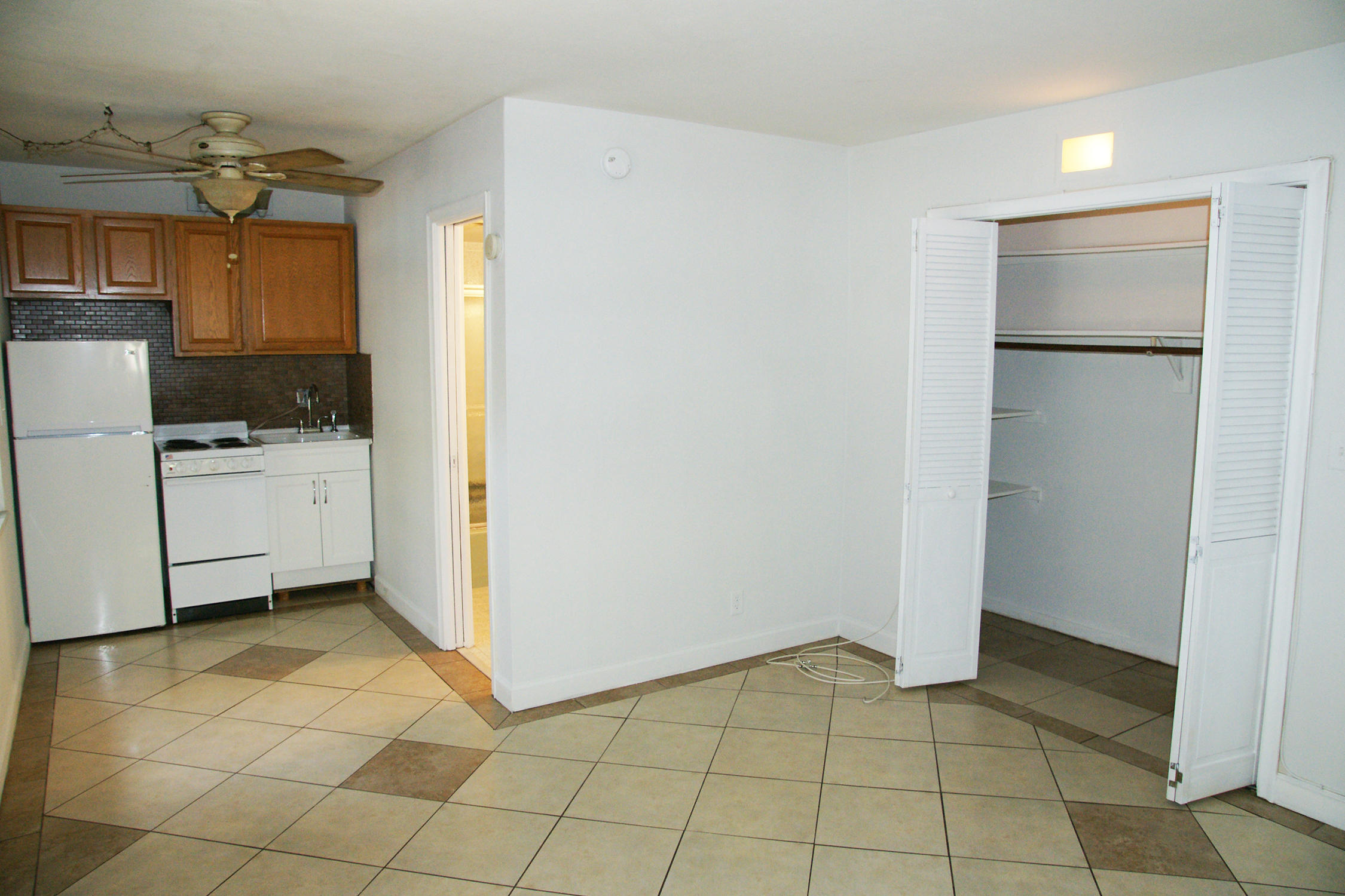 2031 SE 5th Street 6