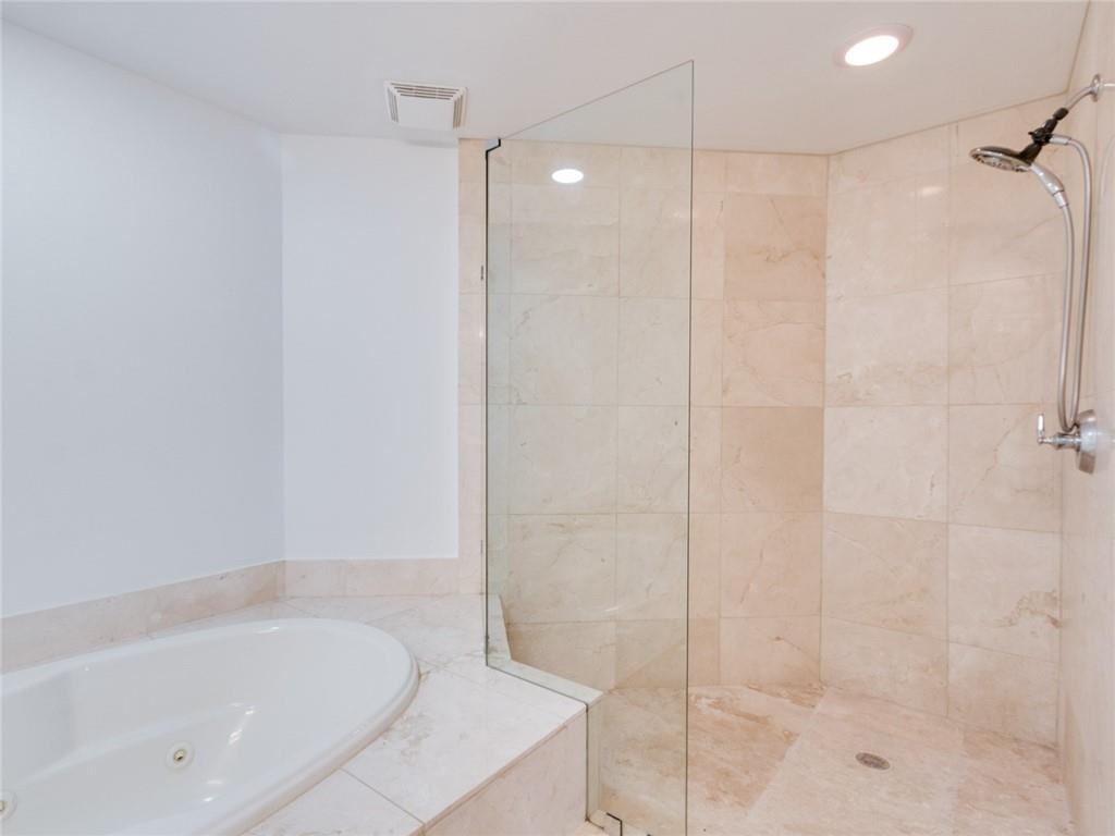 191 SE 20th Ave Unit: PH612