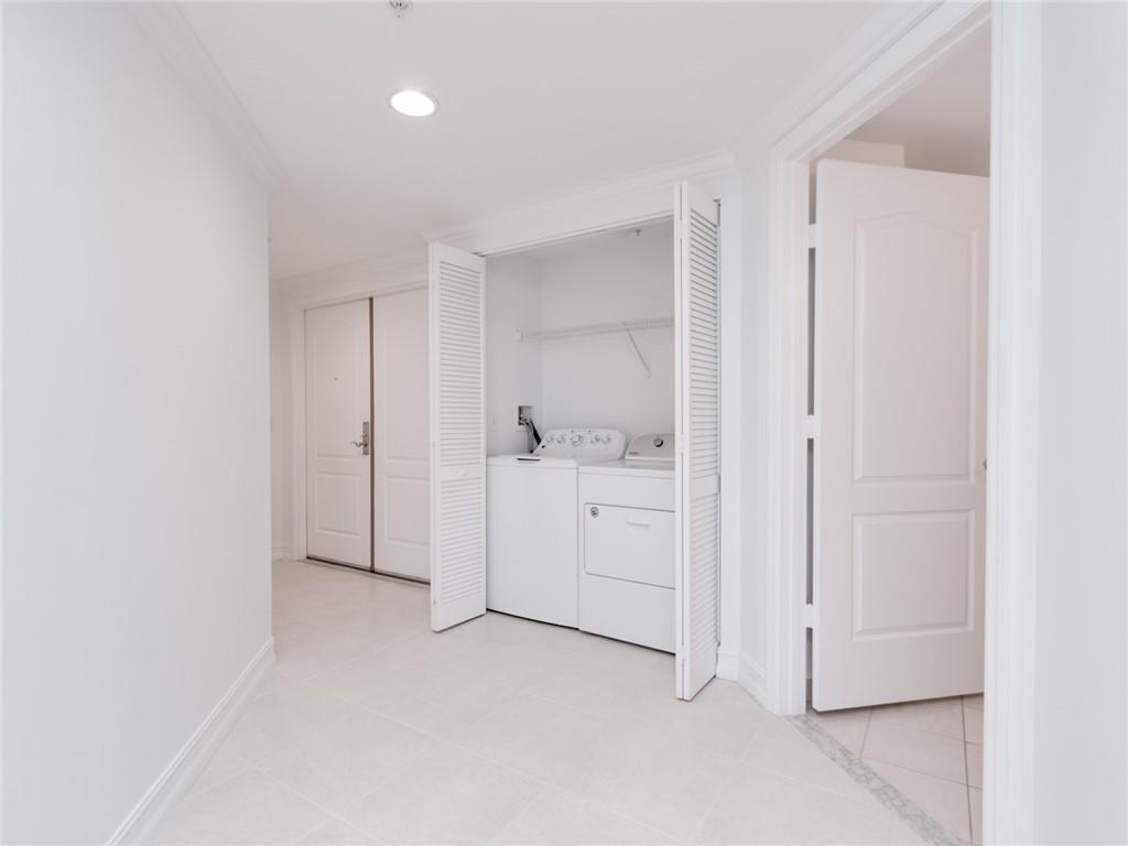 191 SE 20th Ave Unit: PH612