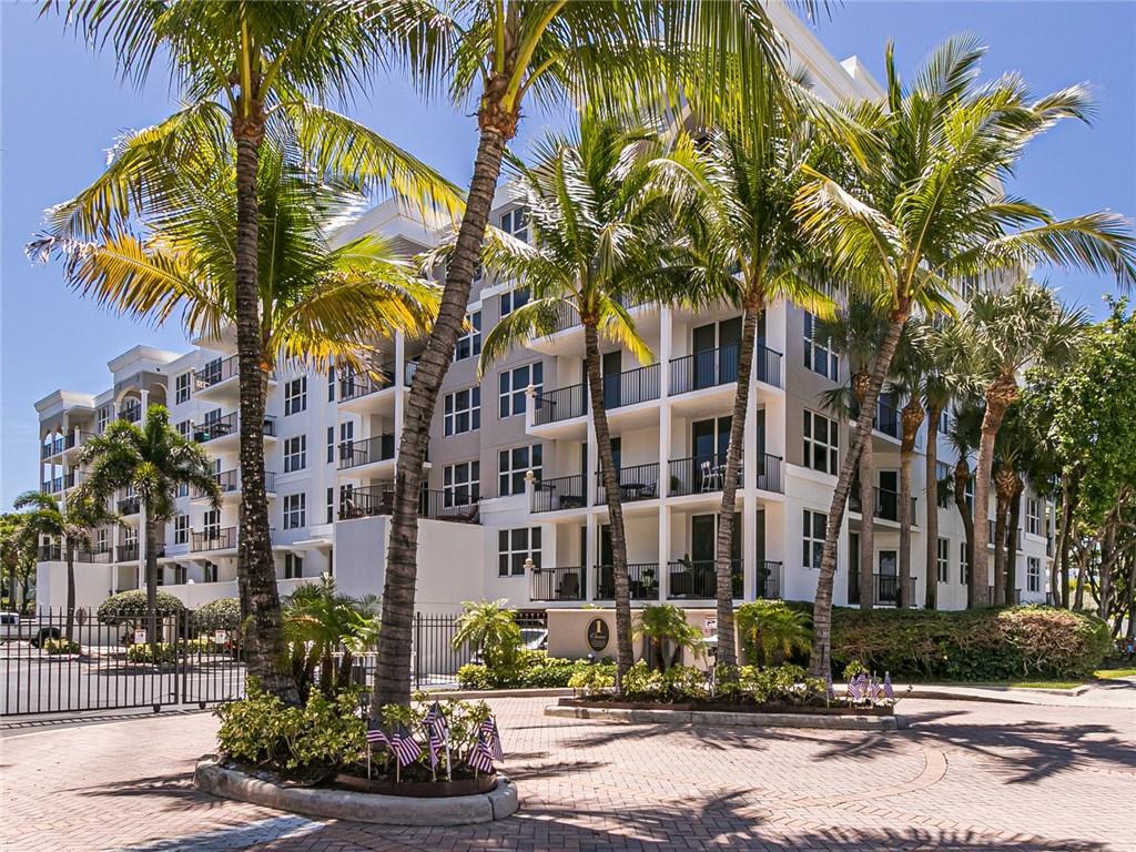 191 SE 20th Ave Unit: PH612