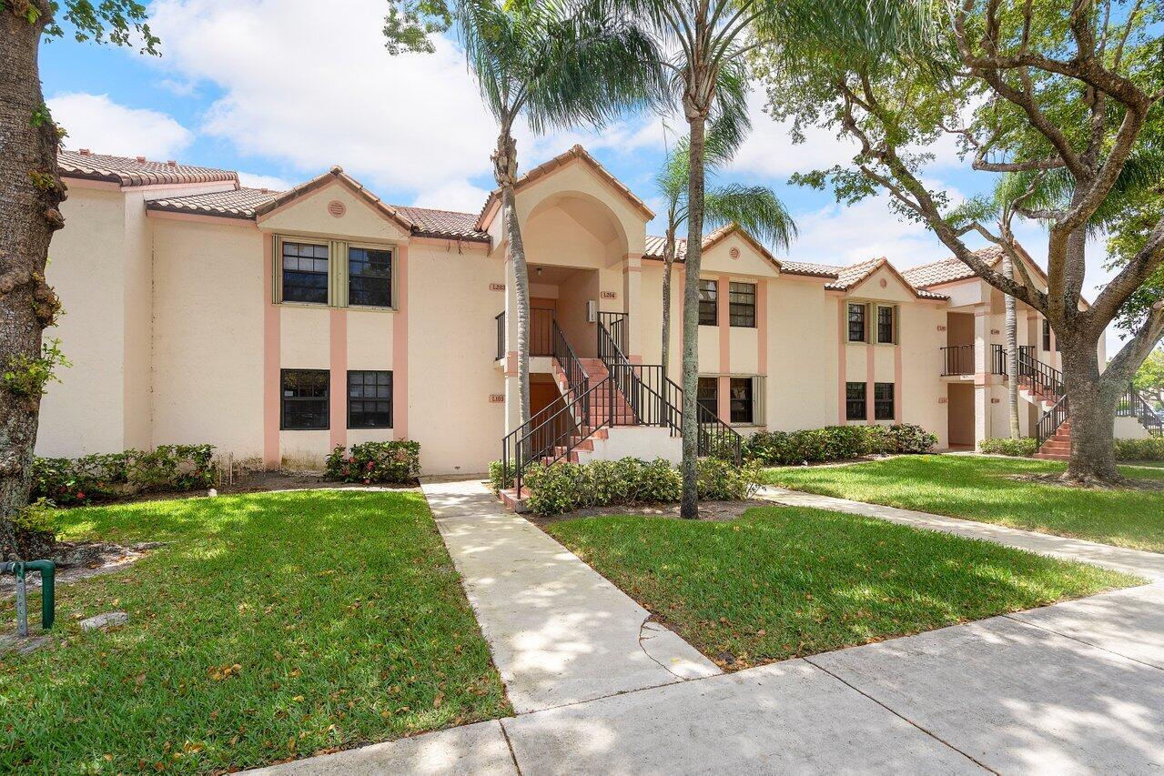 3190 Leewood Terrace Unit: L104