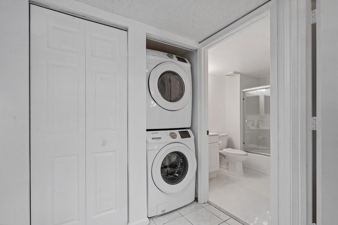 3190 Leewood Terrace Unit: L104