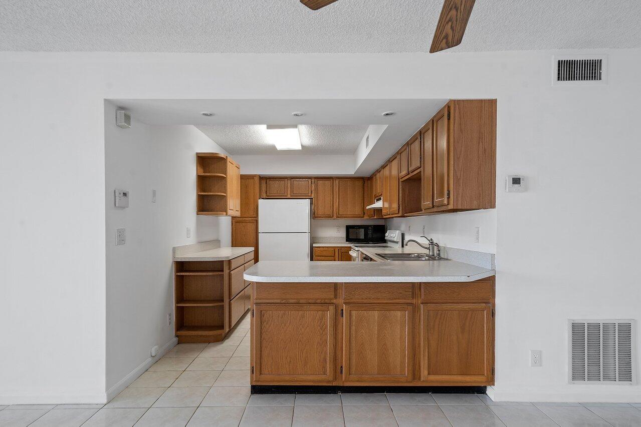 3190 Leewood Terrace Unit: L104