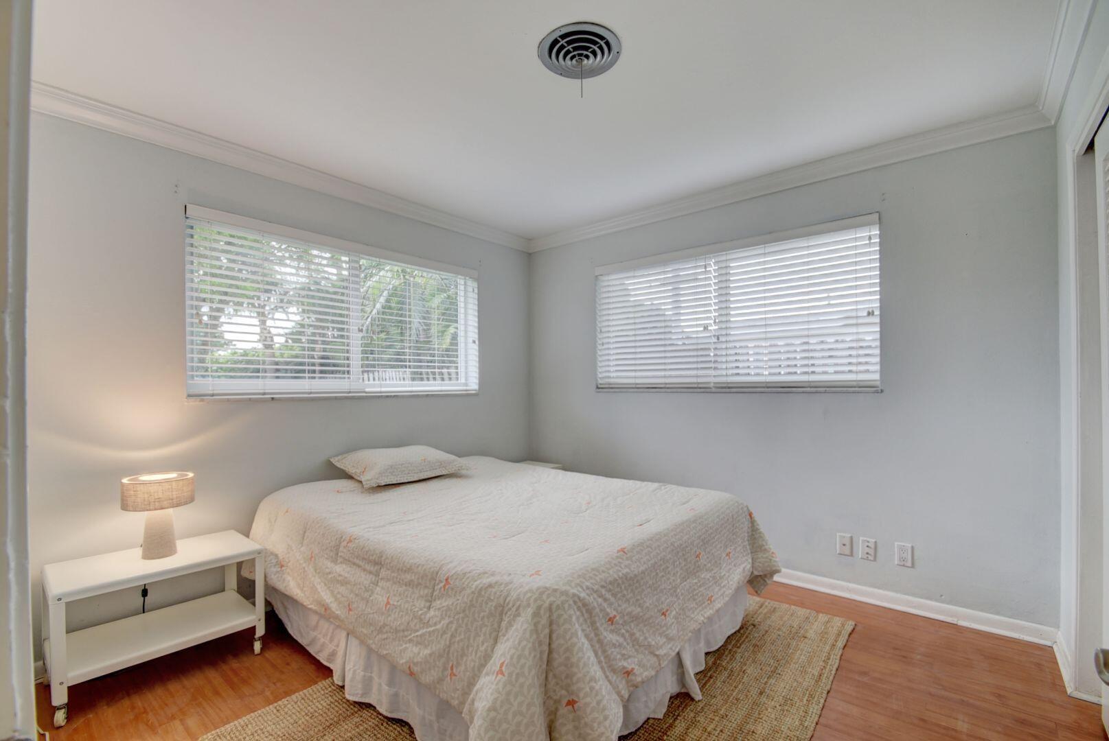 774 SW 7th Street