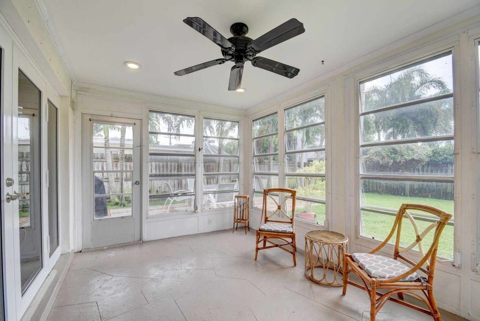 774 SW 7th Street