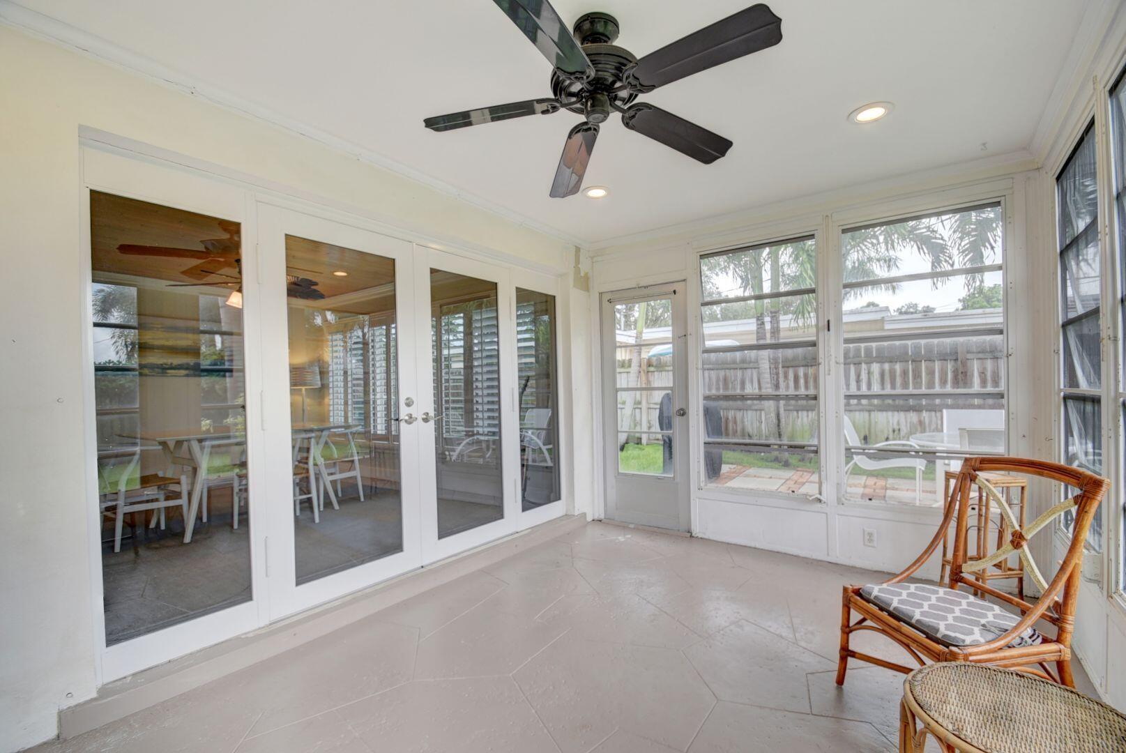 774 SW 7th Street
