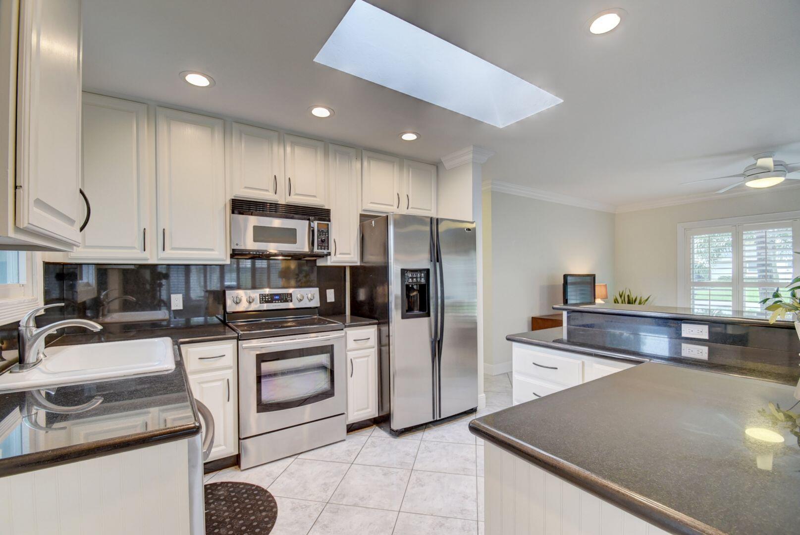 774 SW 7th Street