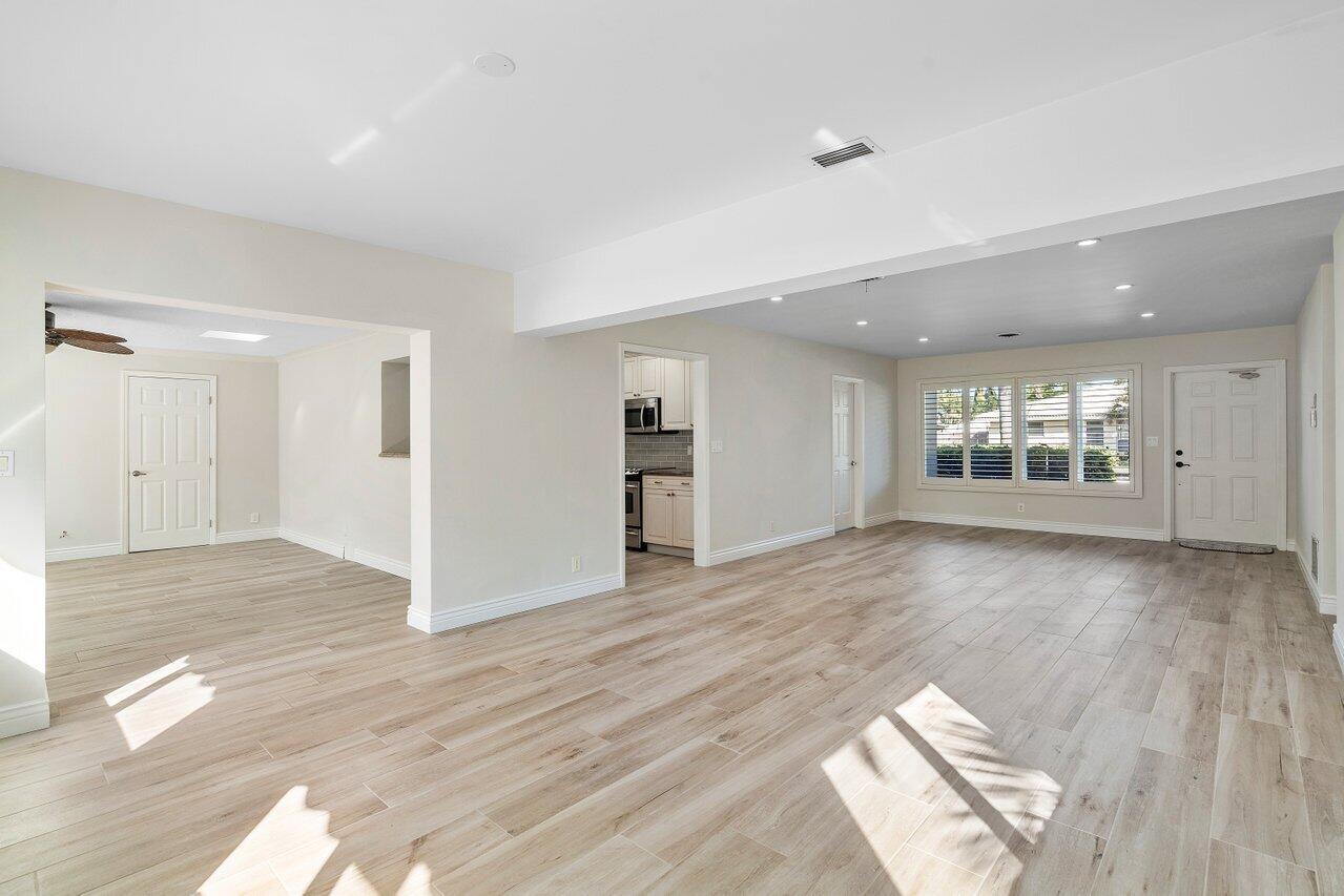 909 SW 9th Avenue