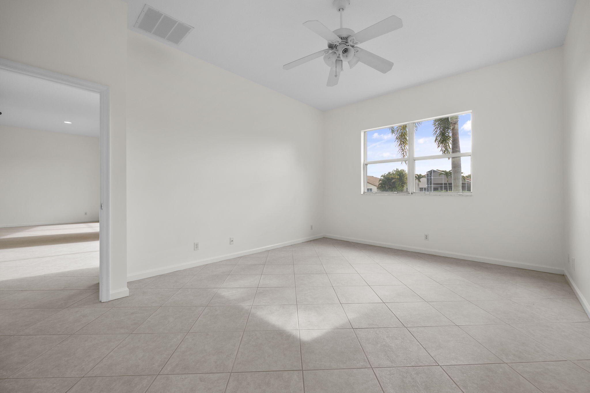 317 NW Clearview Court
