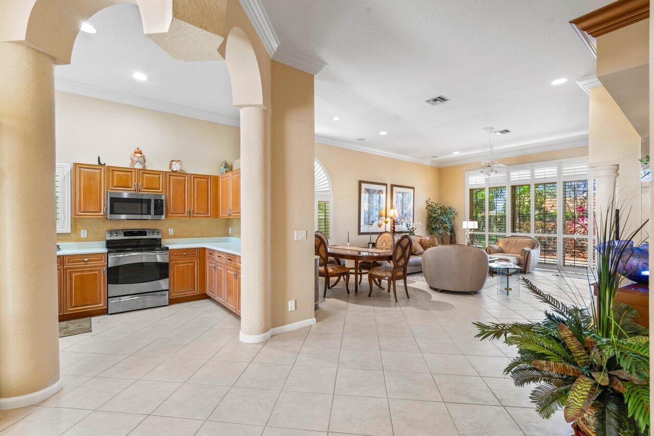 5303 Ventura Drive