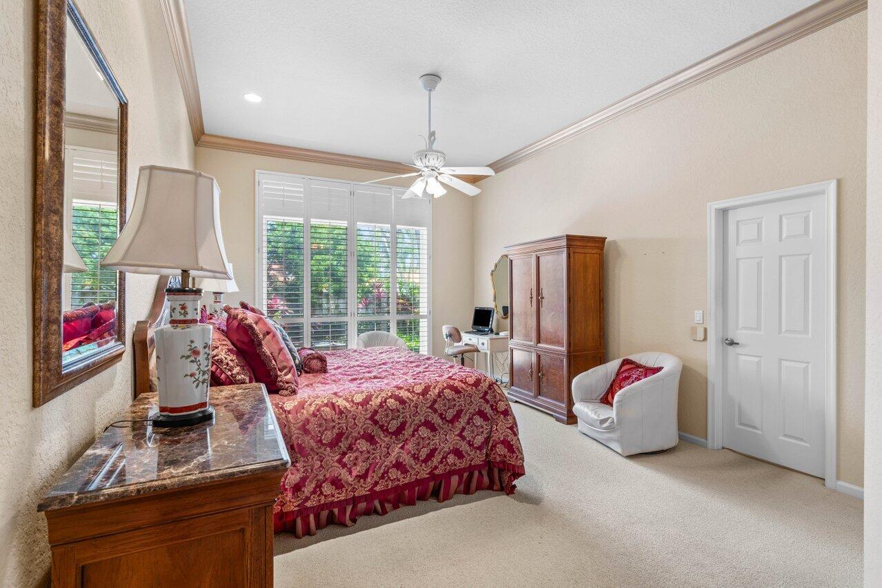 5303 Ventura Drive