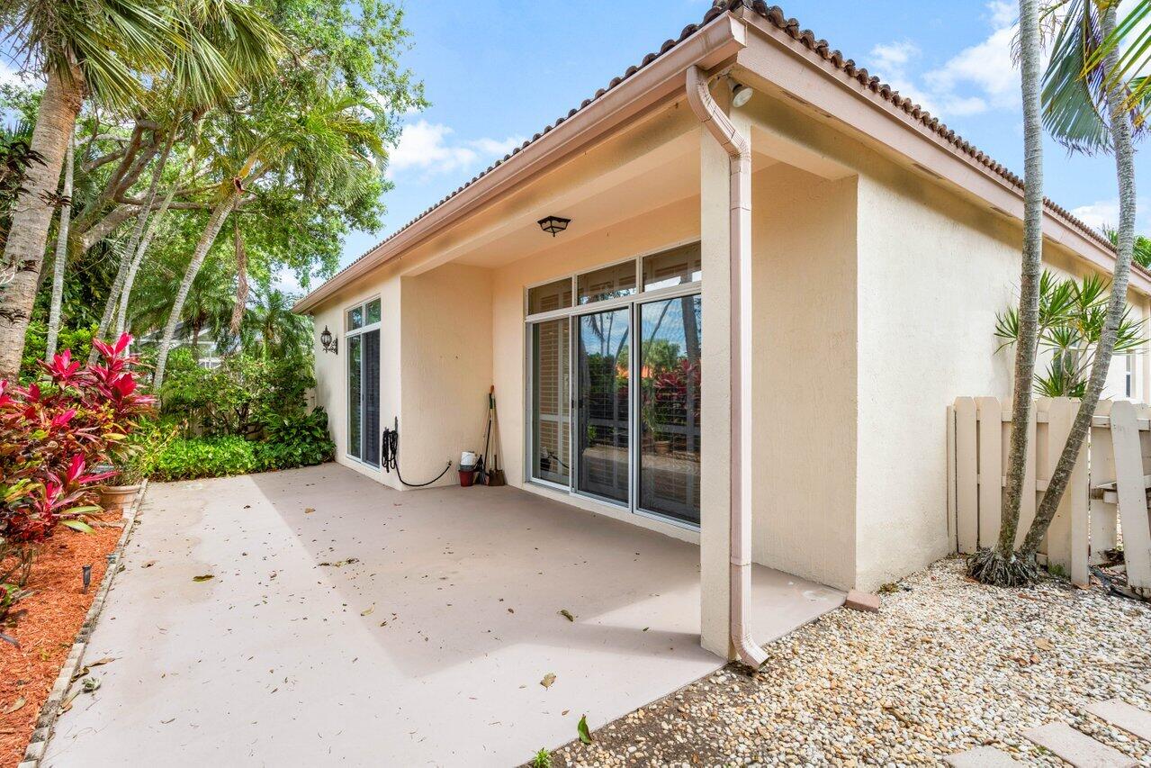 5303 Ventura Drive