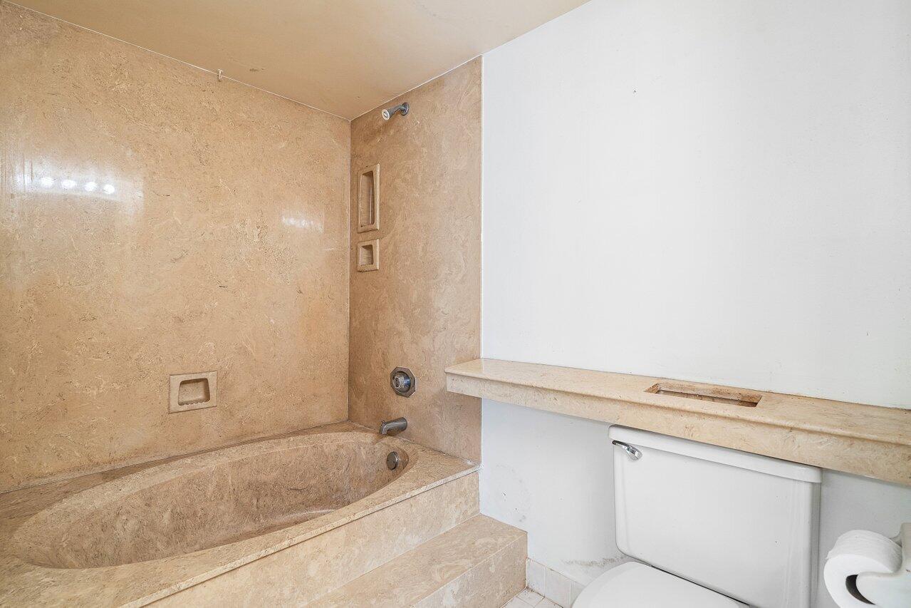 6562 Boca Del Mar Drive 125