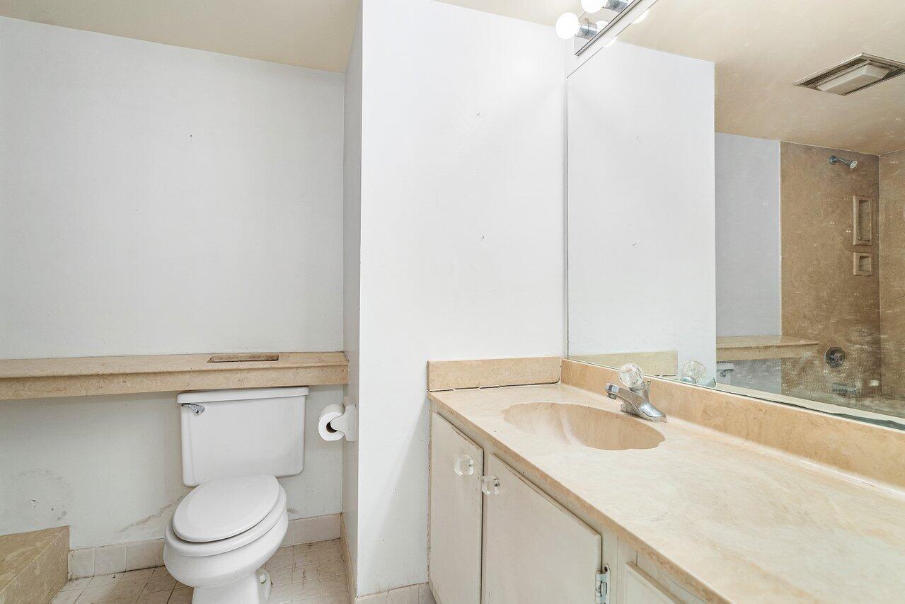 6562 Boca Del Mar Drive 125