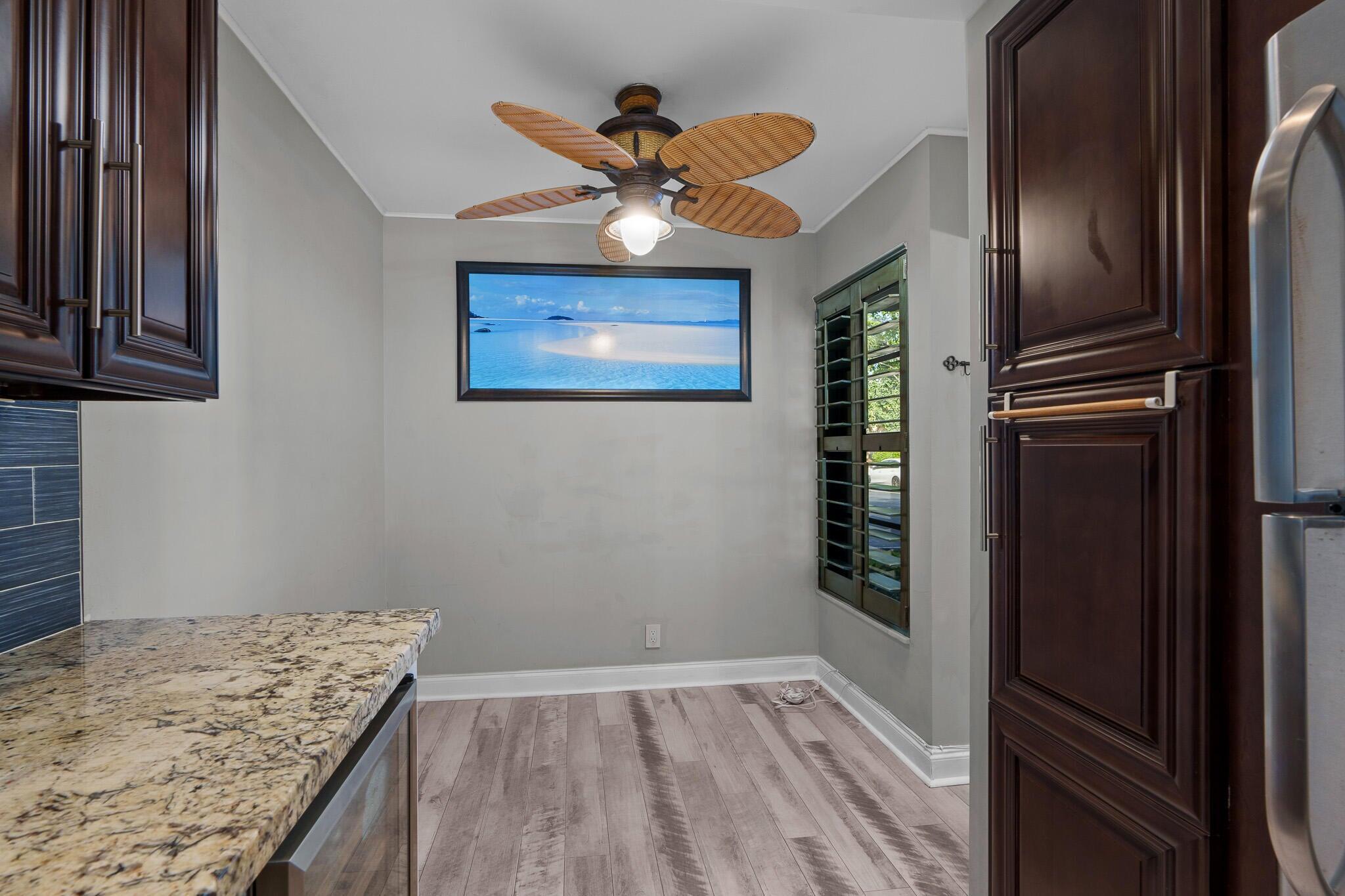 2 Royal Palm Way 105