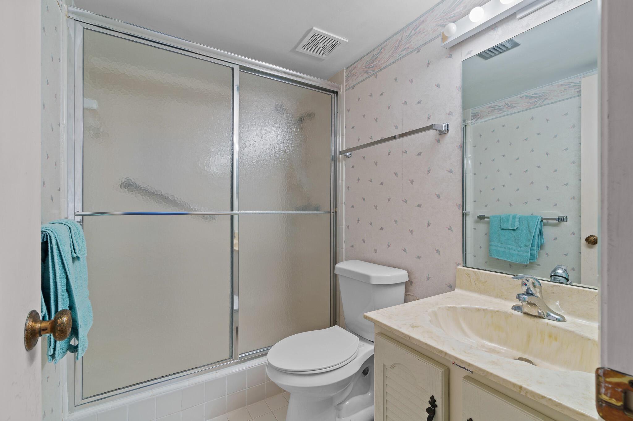 445 SE 21st Avenue 305