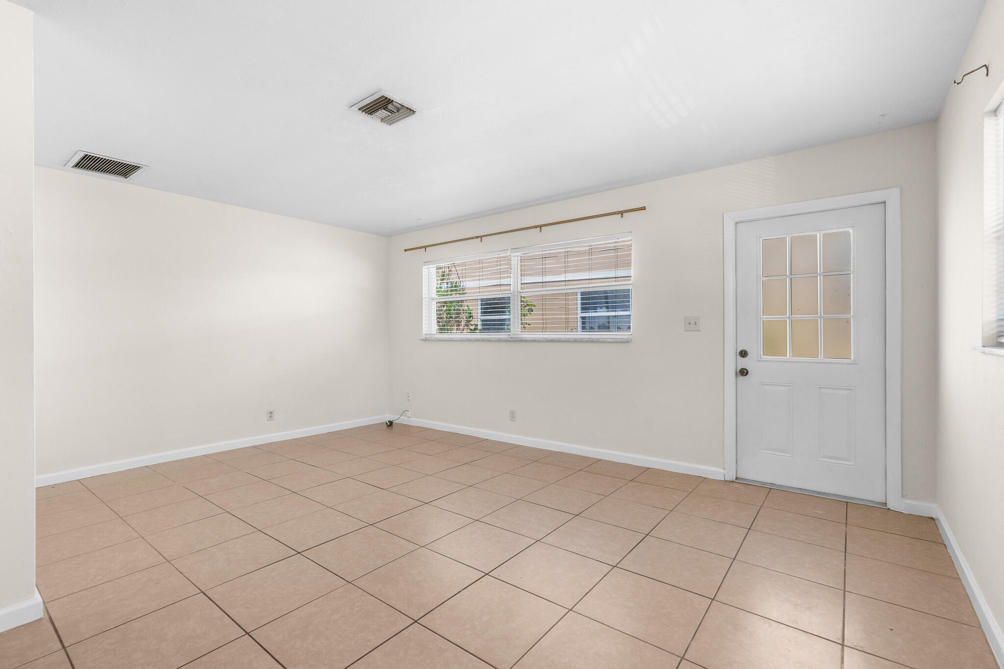 2019 SE 5th Street 1