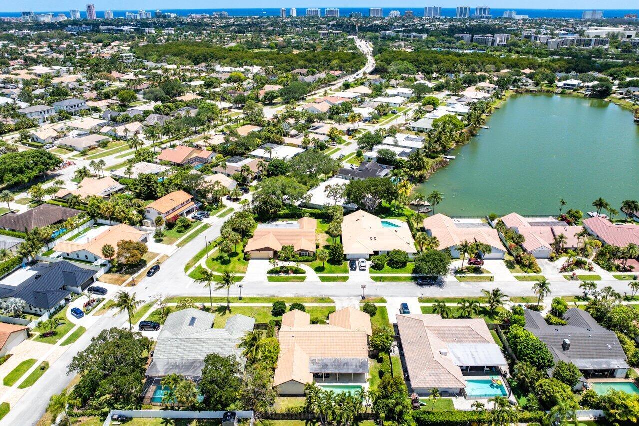 1935 SW 7th Court
