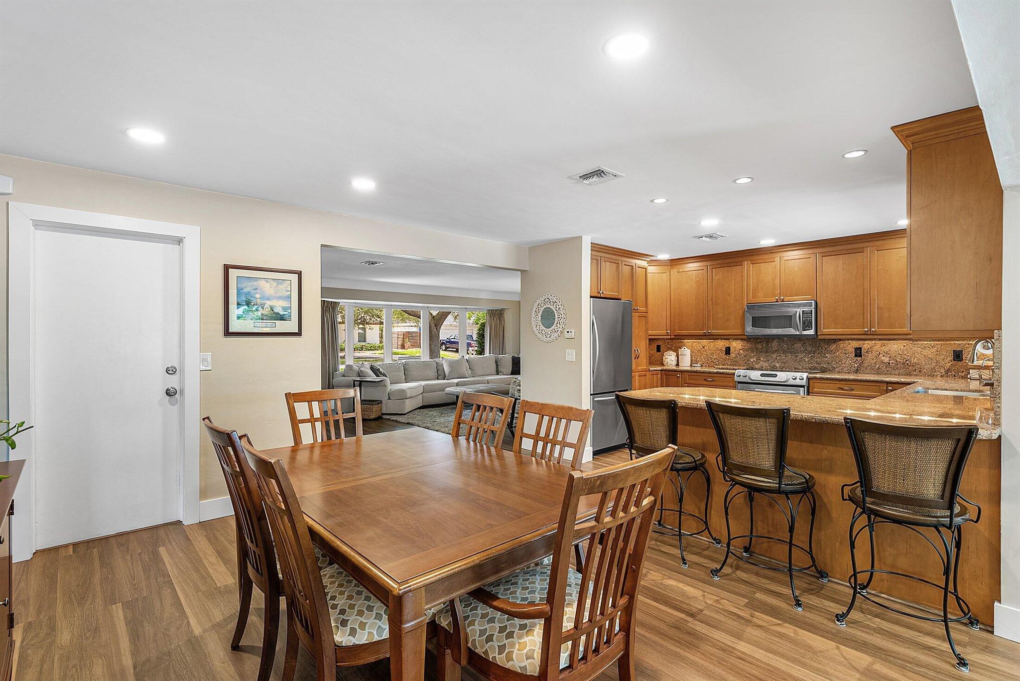 1390 NW 4th Street