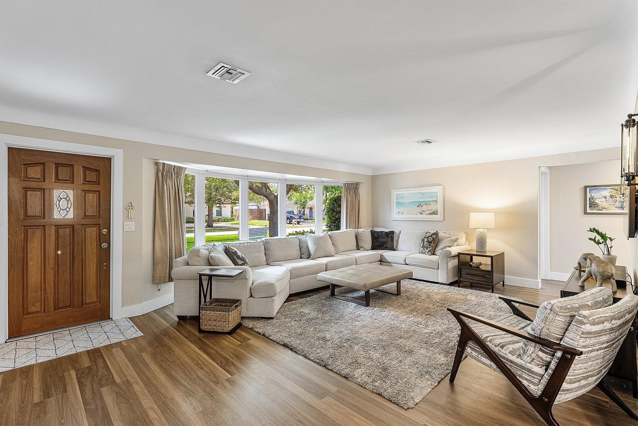1390 NW 4th Street