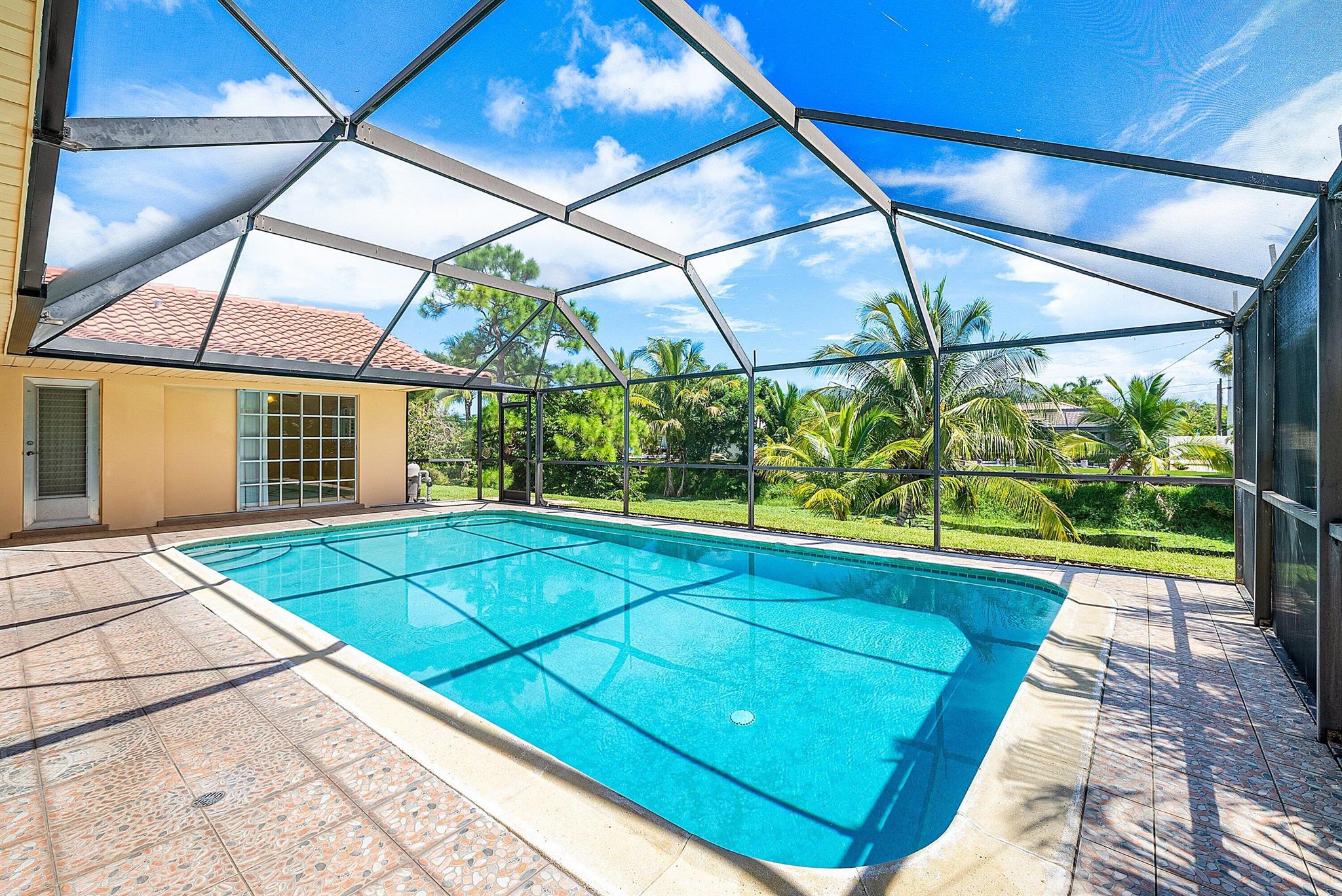480 NW 11th Avenue