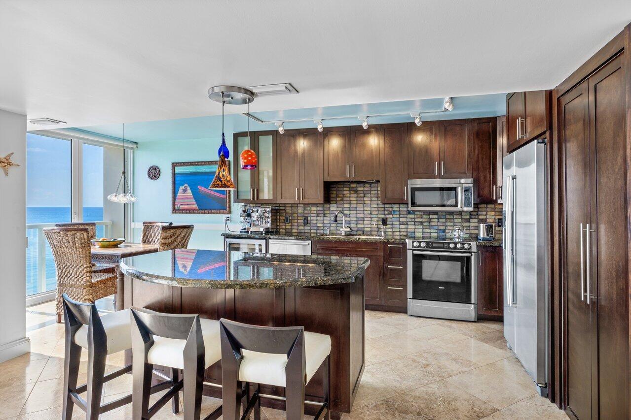 2800 S Ocean Boulevard 11c