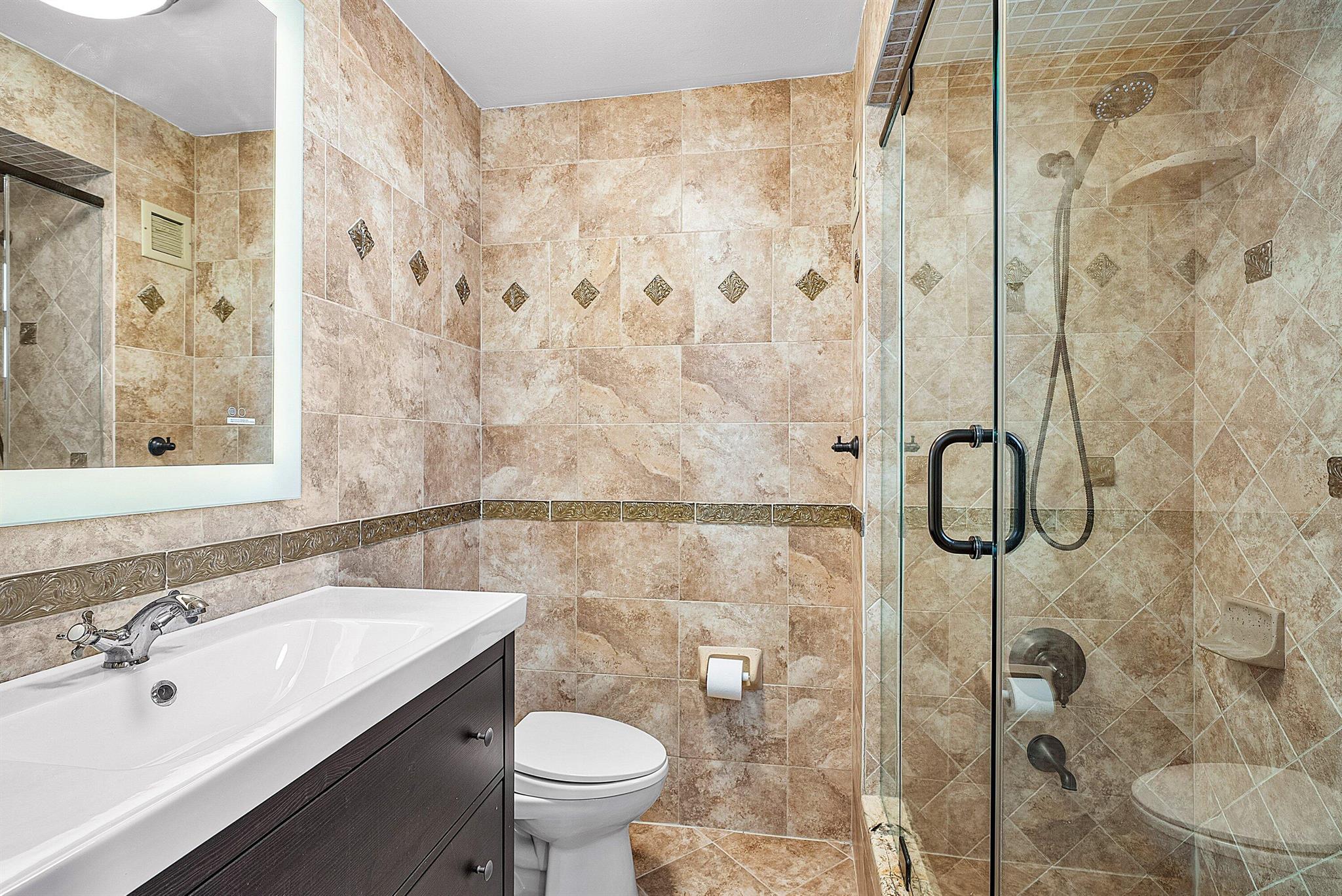 2500 Bay Drive 4a
