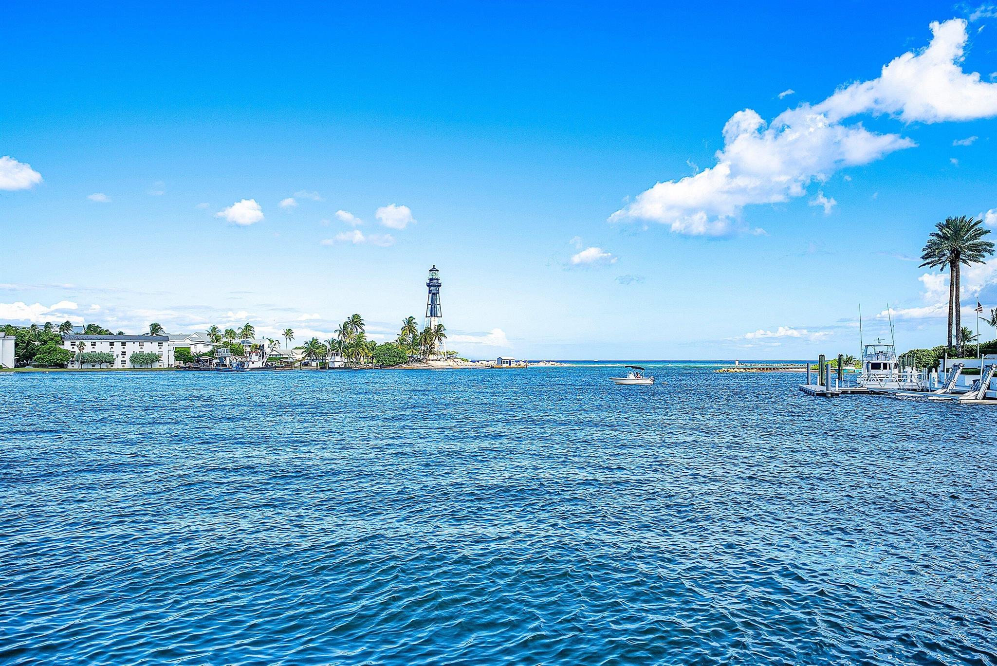 2500 Bay Drive 4a