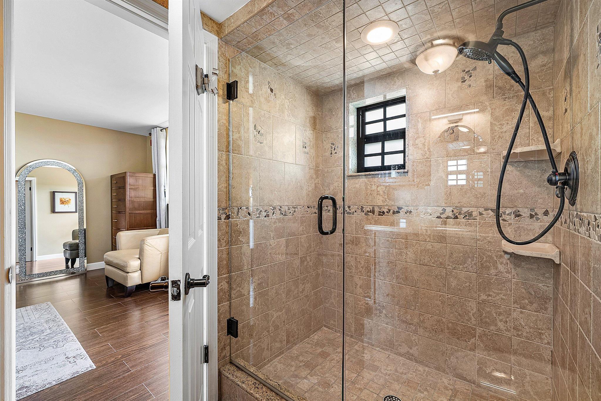 2500 Bay Drive 4a