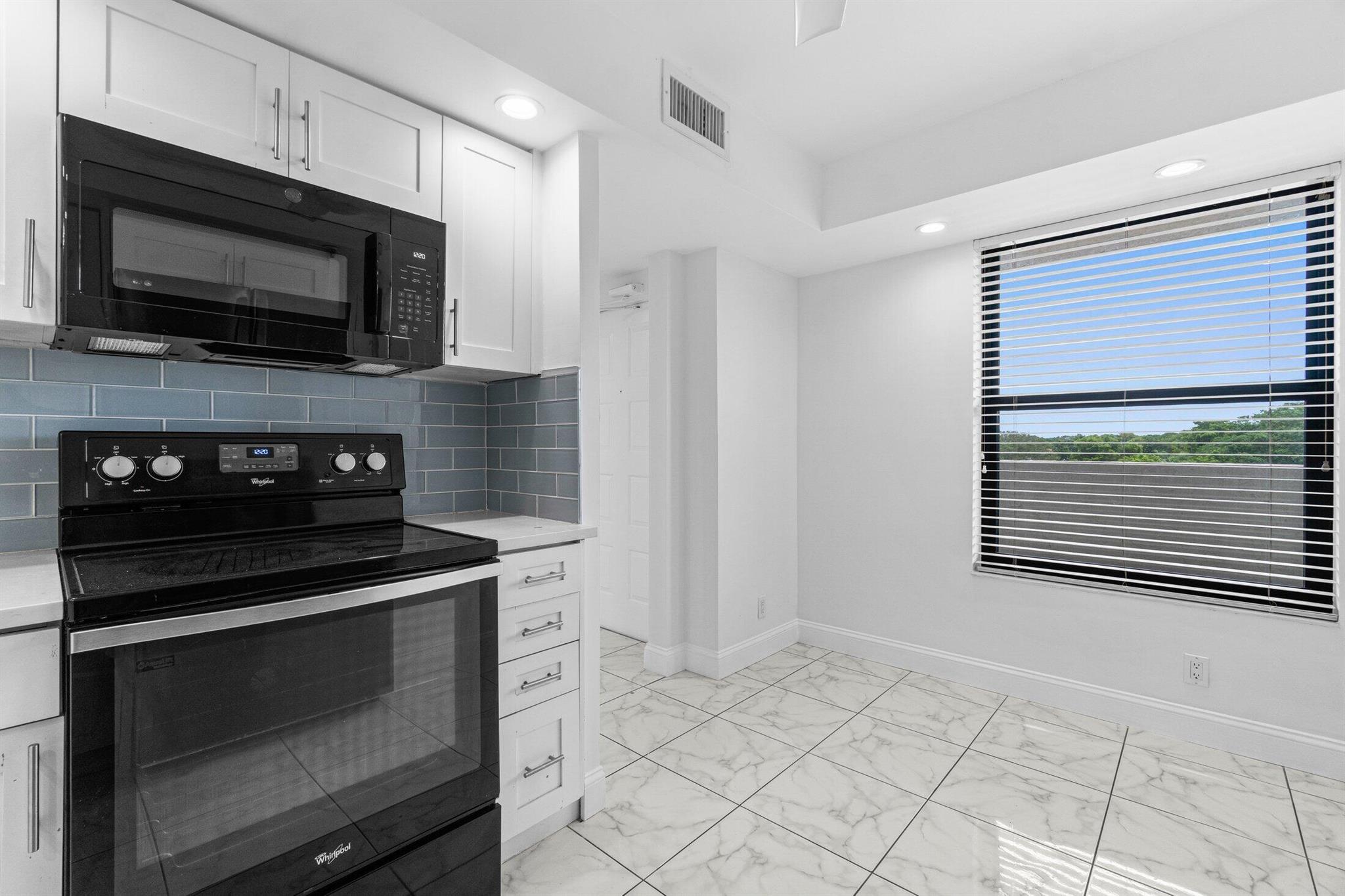 6562 Boca Del Mar Drive 527