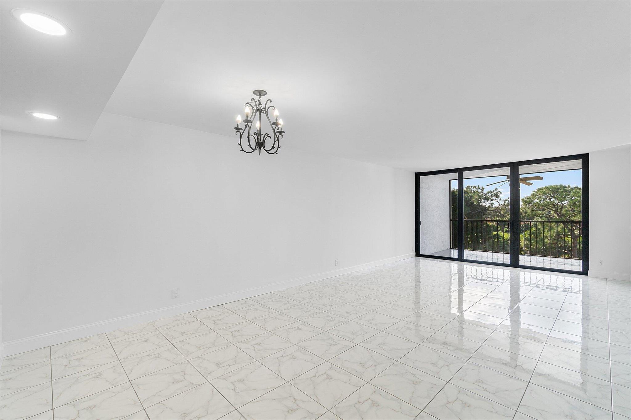 6562 Boca Del Mar Drive 527