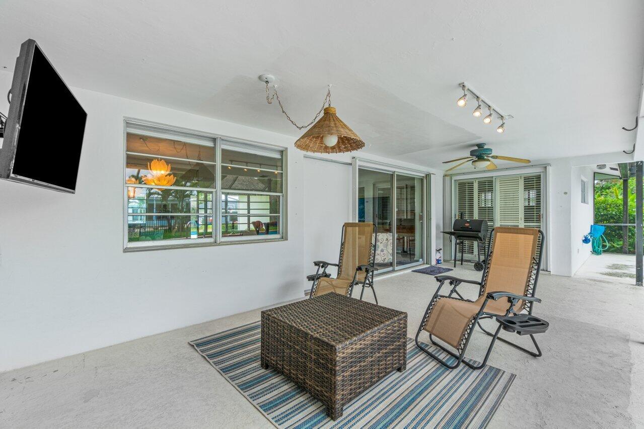 1350 SW 13th Place