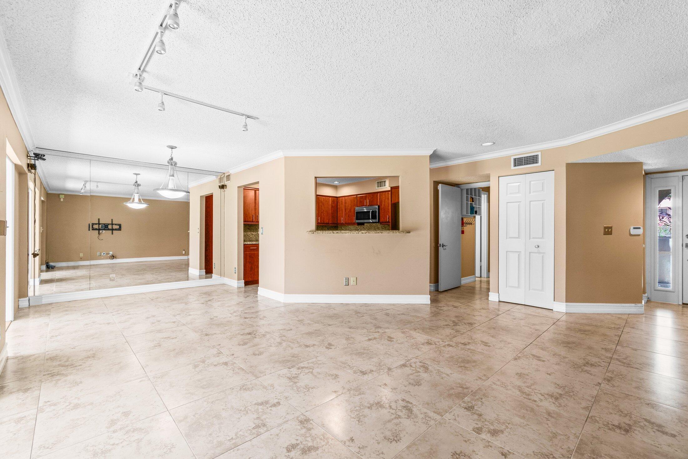 5750 Coach House Circle C