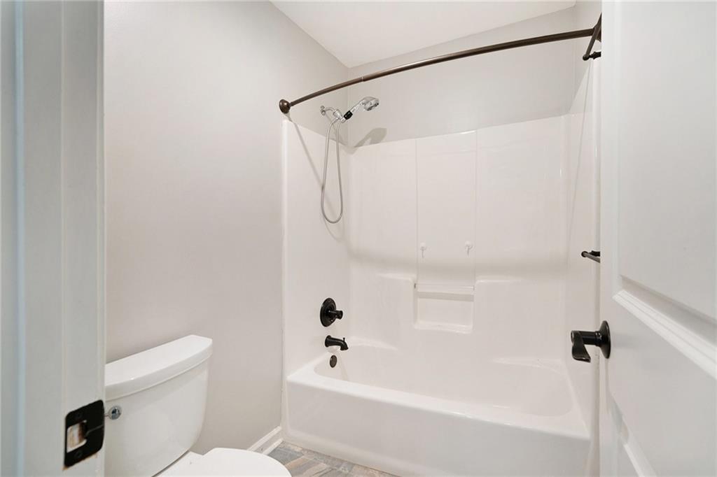 2204 Major Loring Way SW