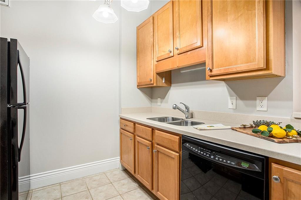 32 Peachtree Street NW Unit 1104