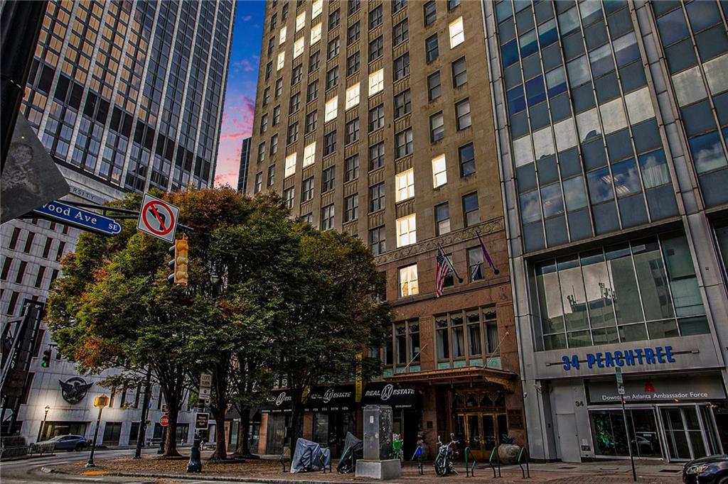 32 Peachtree Street NW Unit 1104