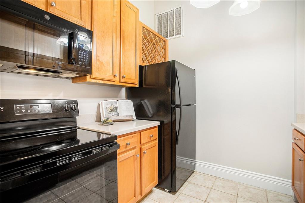 32 Peachtree Street NW Unit 1104