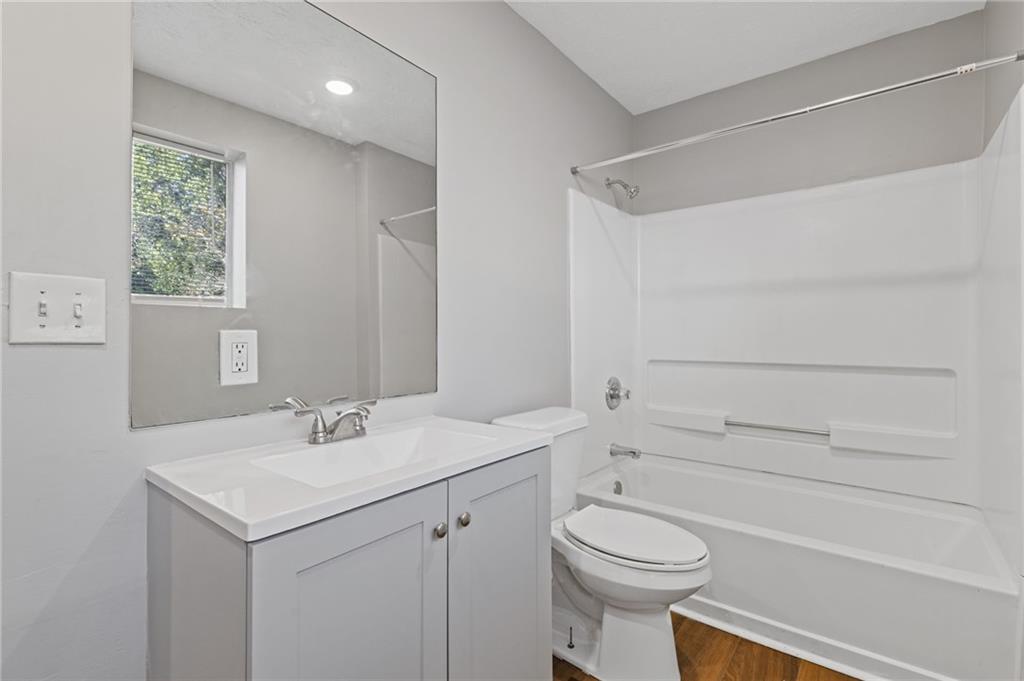 876 Killian Hill Road SW
