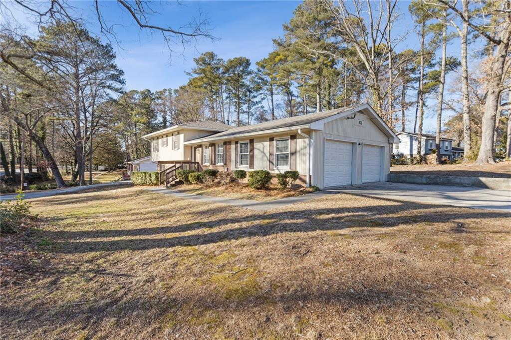 876 Killian Hill Road SW