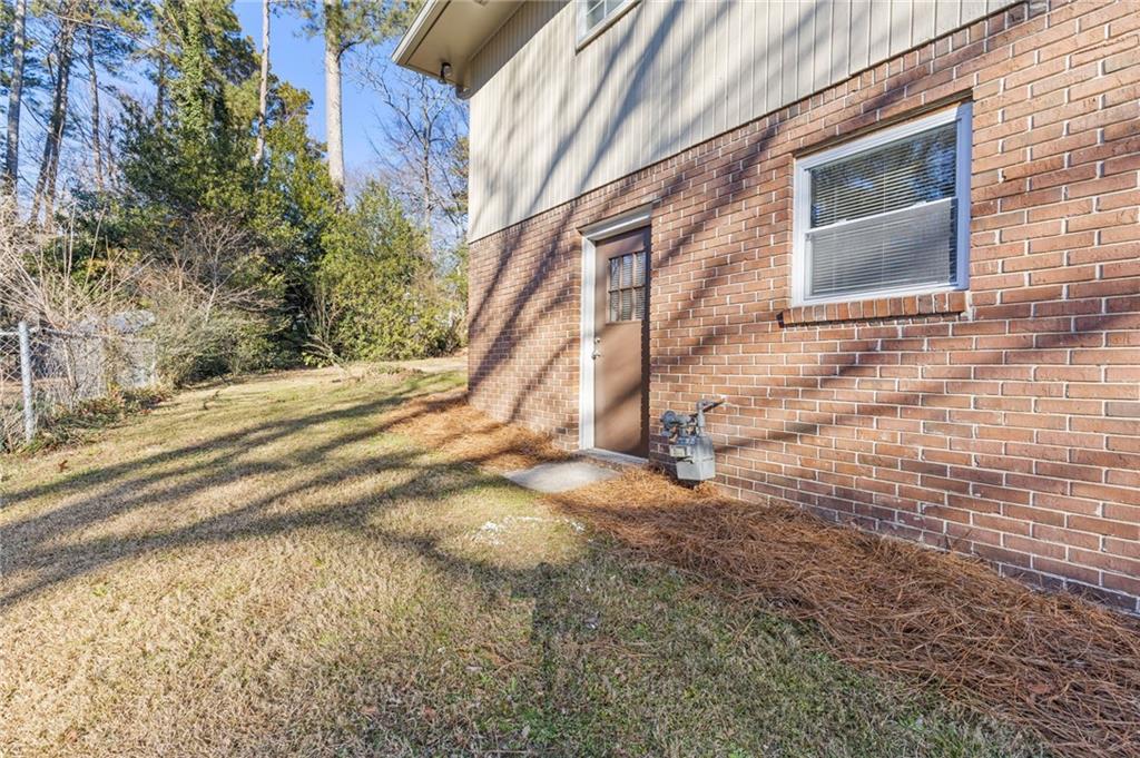 876 Killian Hill Road SW