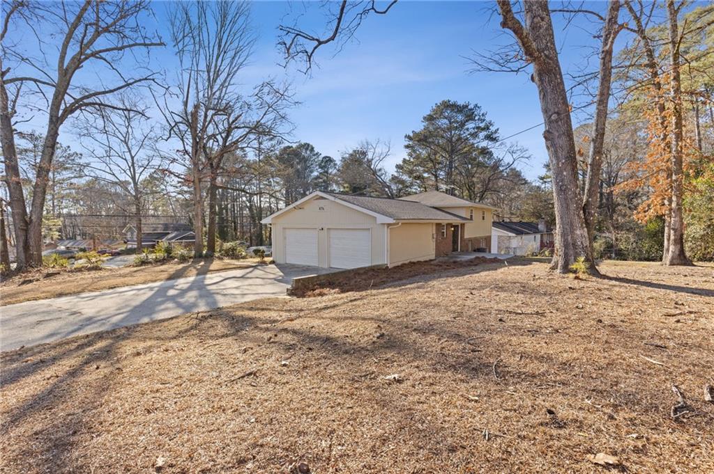 876 Killian Hill Road SW