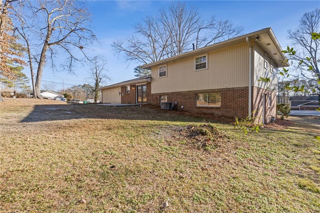 876 Killian Hill Road SW