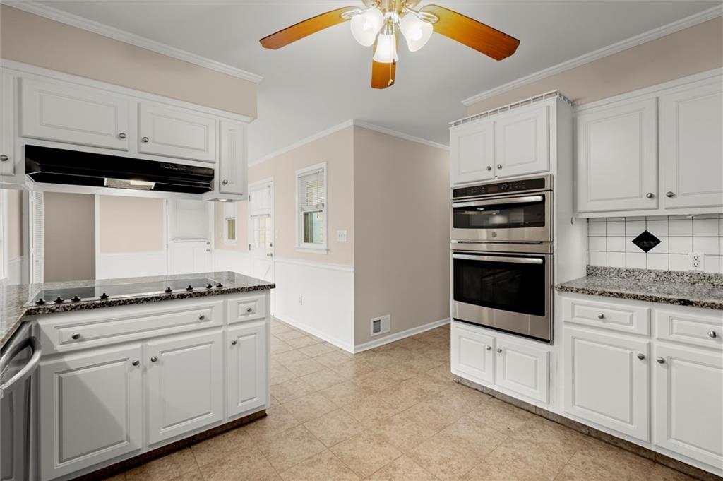 1196 Oak Road SW