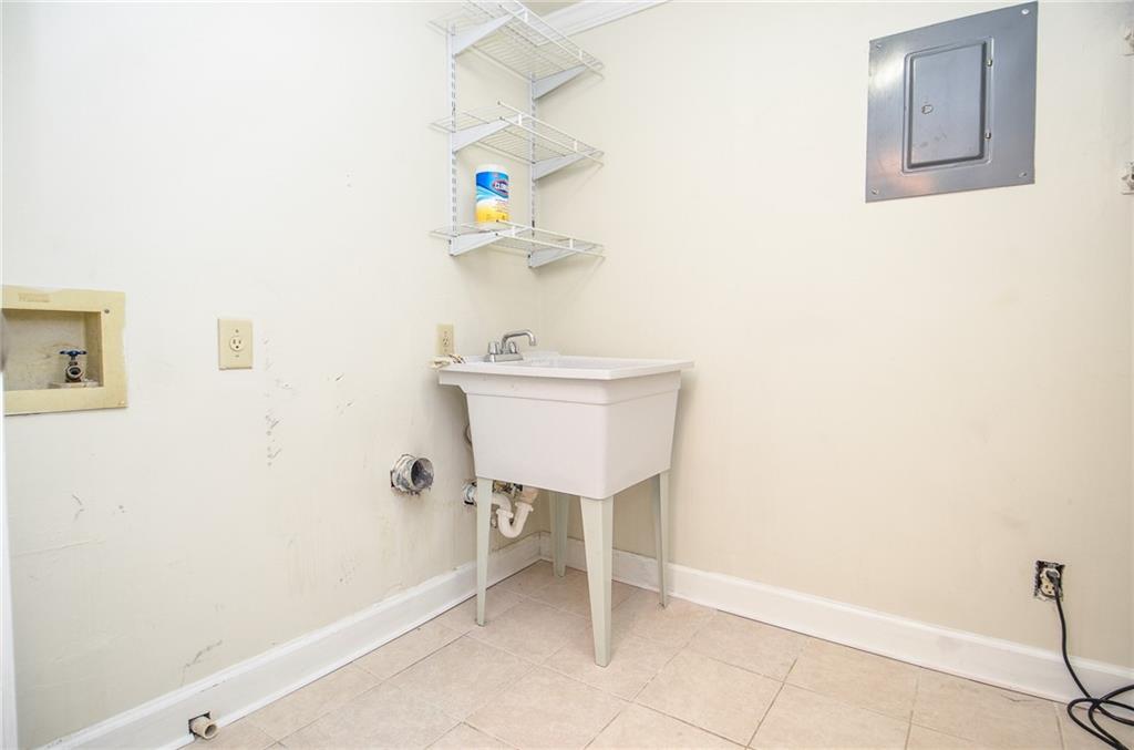 407 Coleraine SE