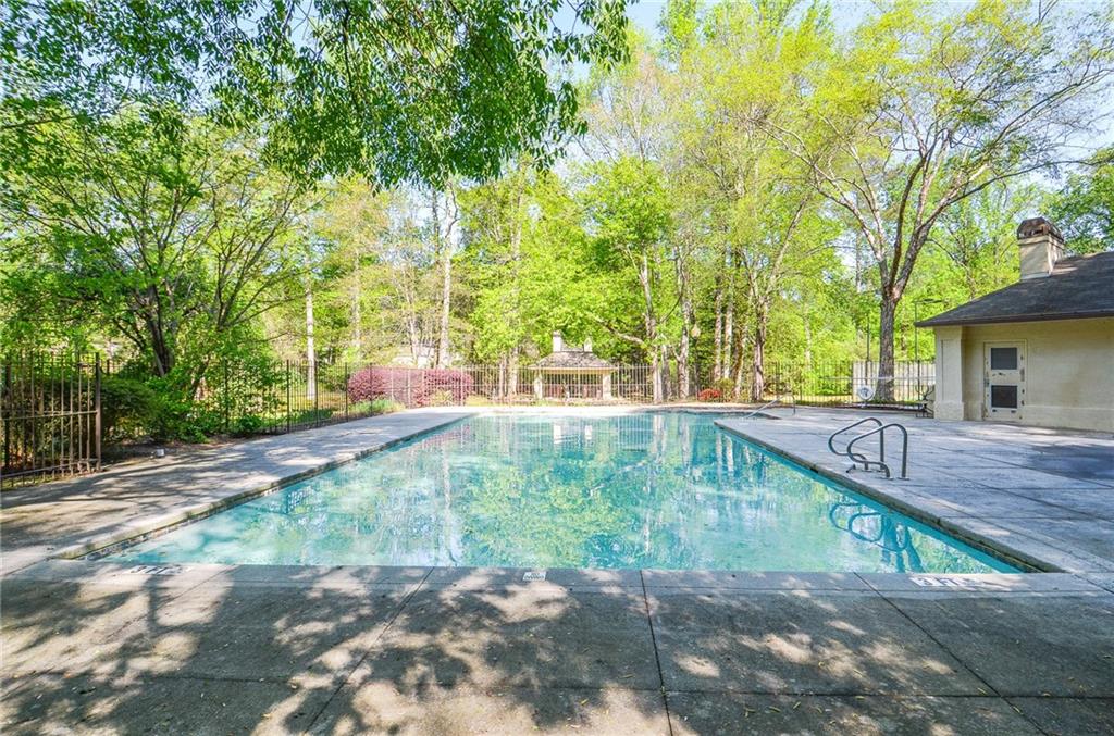 407 Coleraine SE