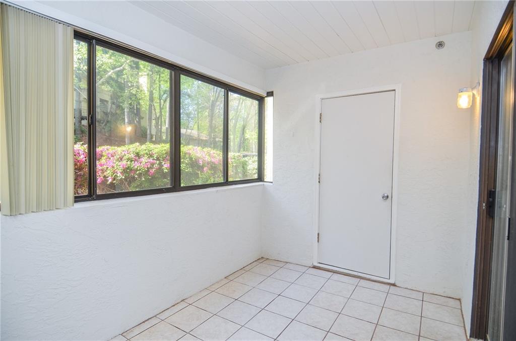407 Coleraine SE