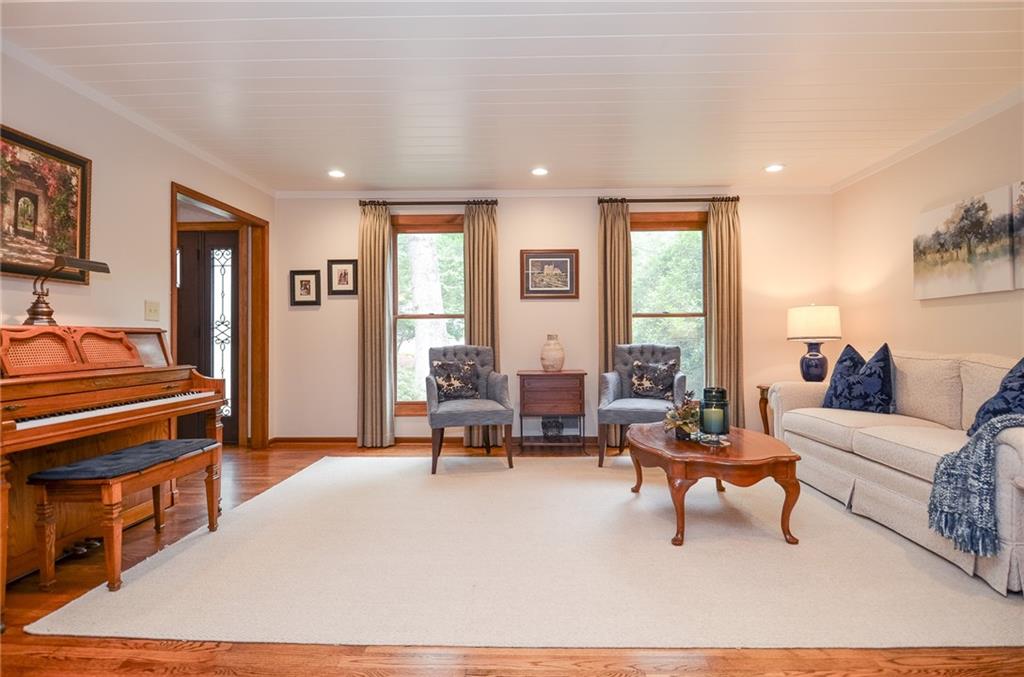 4366 Cedar Wood Drive SW