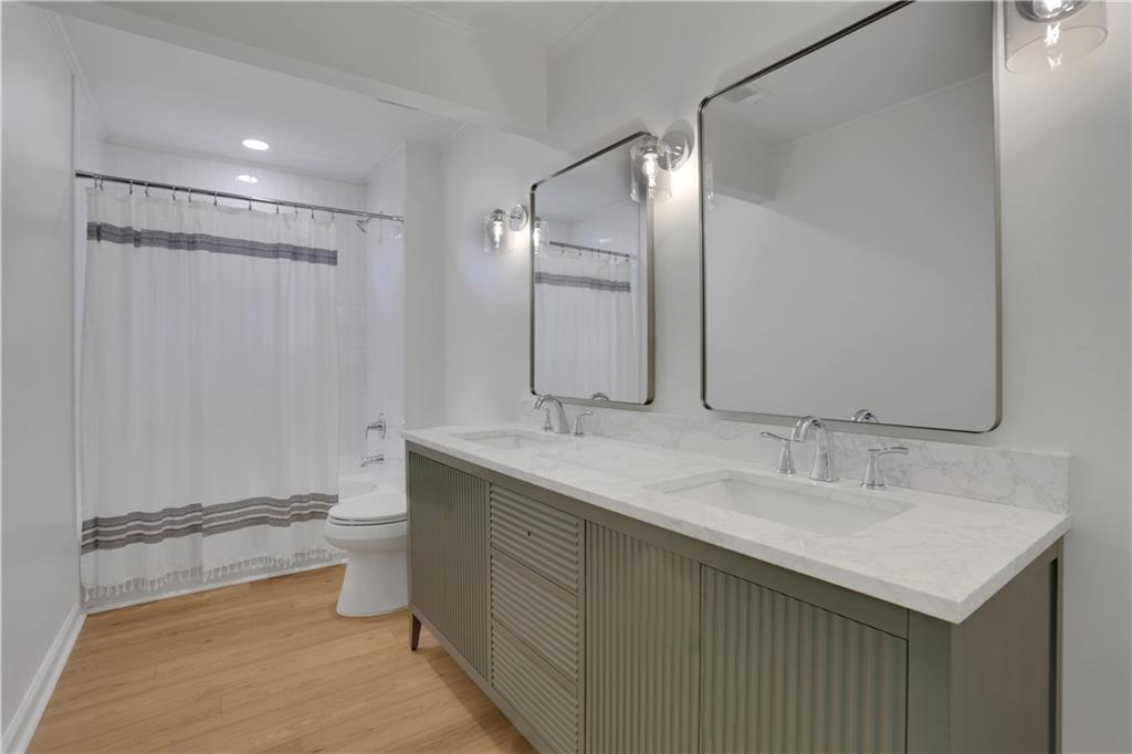 1107 Hardwyck Pass