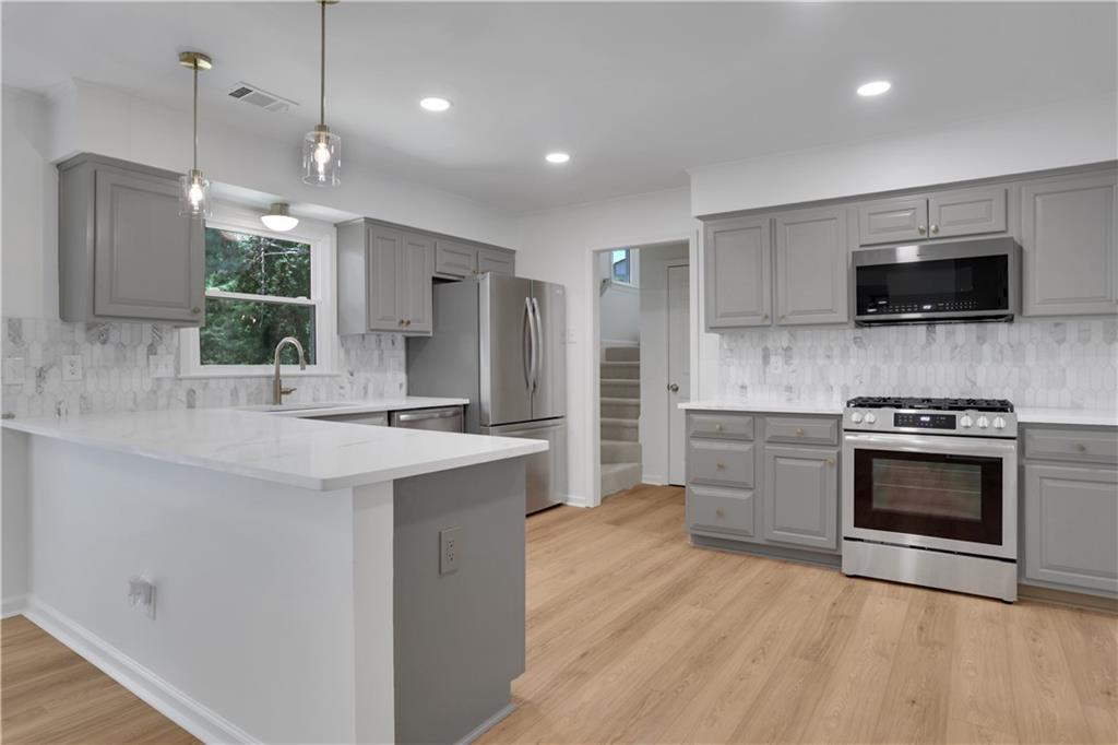 1107 Hardwyck Pass